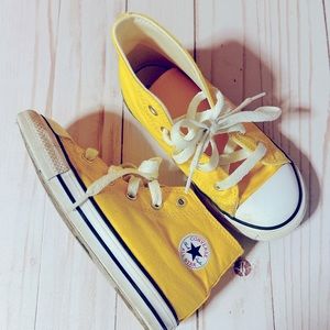 CONVERSE HI YELLOW